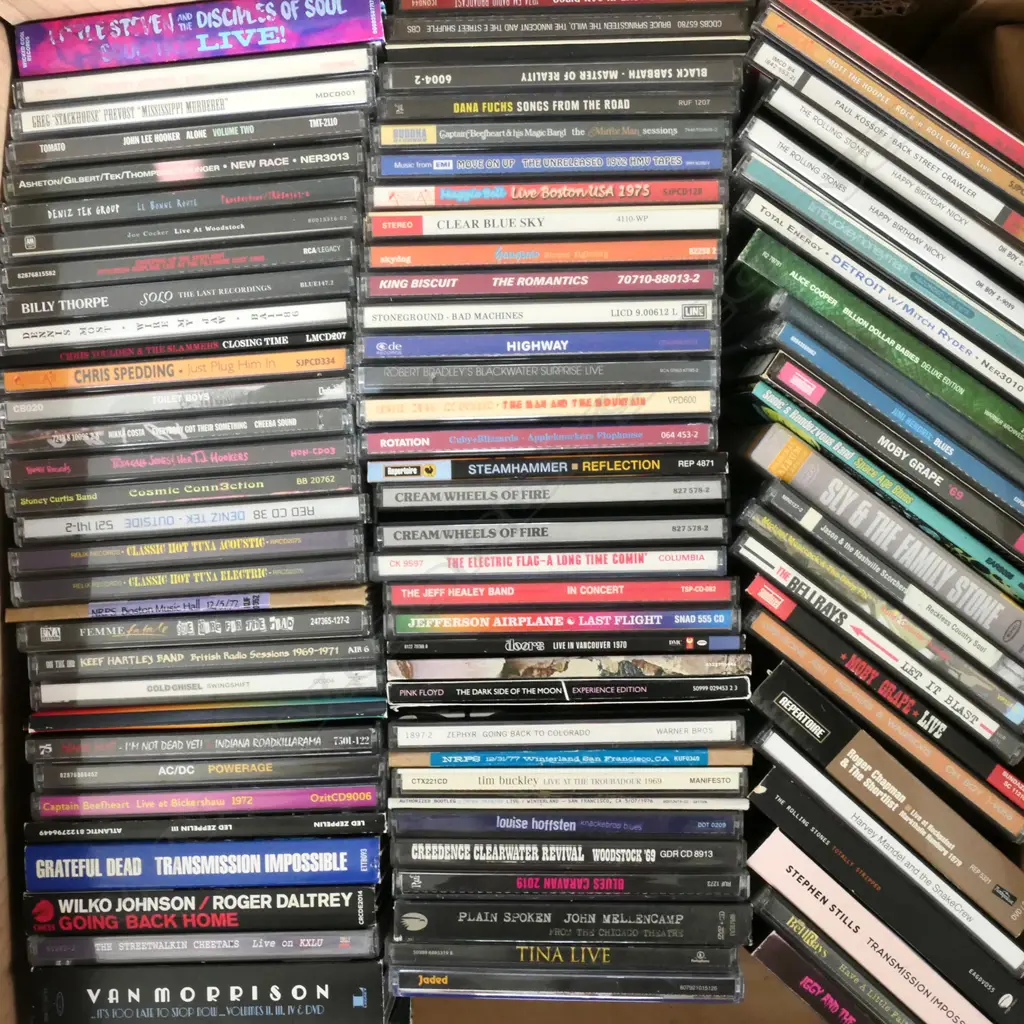 APPROX 80-90 CDS MIXED GENRE MAINLY ROCK Image 1++